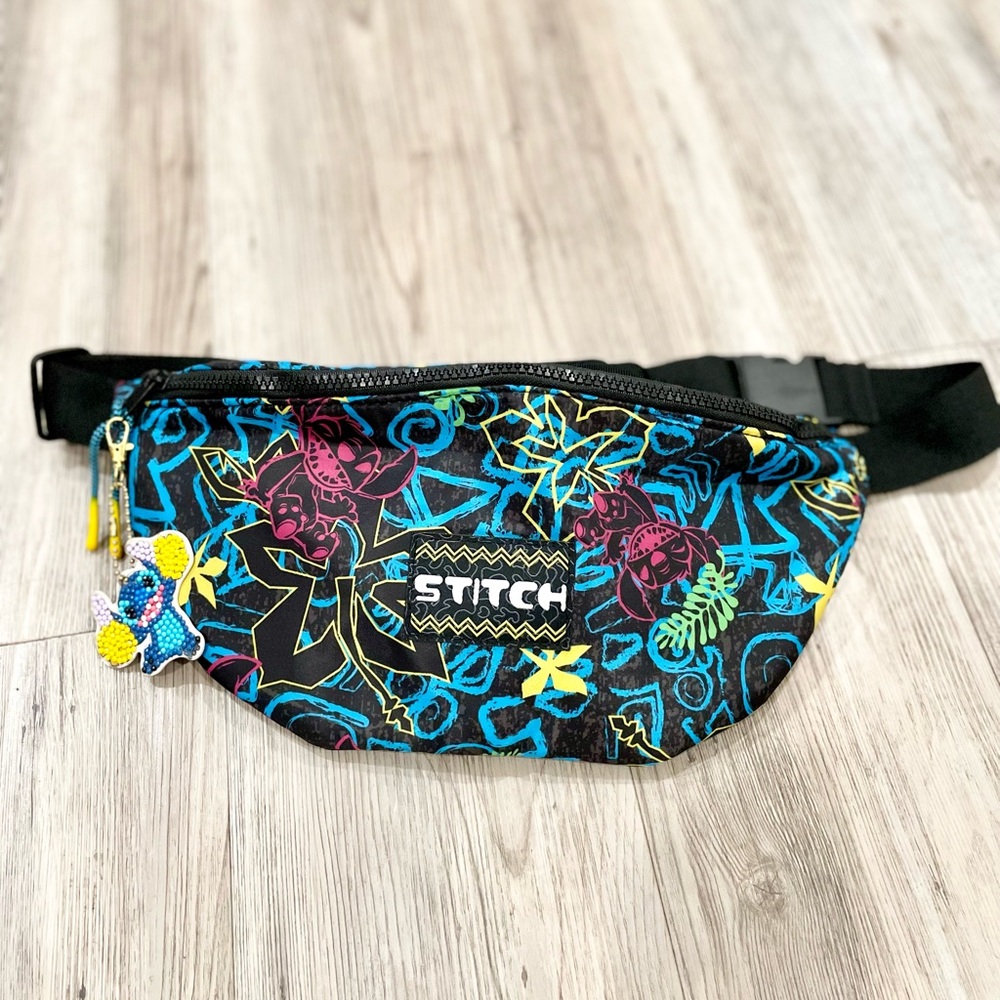 NWOT Disney Parks "STITCH" Black Travel Belt Bag Fanny Pack Neon Abstract Art